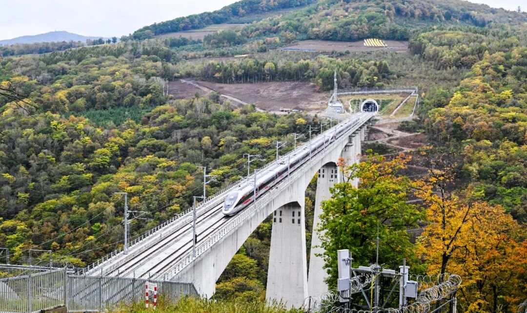 中国777盛世国际助力沈白高铁开通